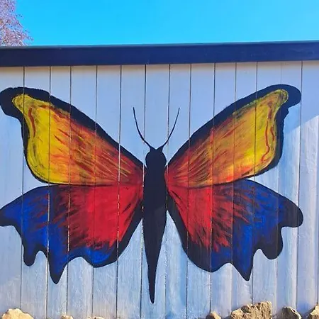 Niesamowita Dolina Lägenhet Zdonia